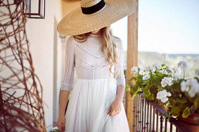 novia con sombrero novia con sombrero